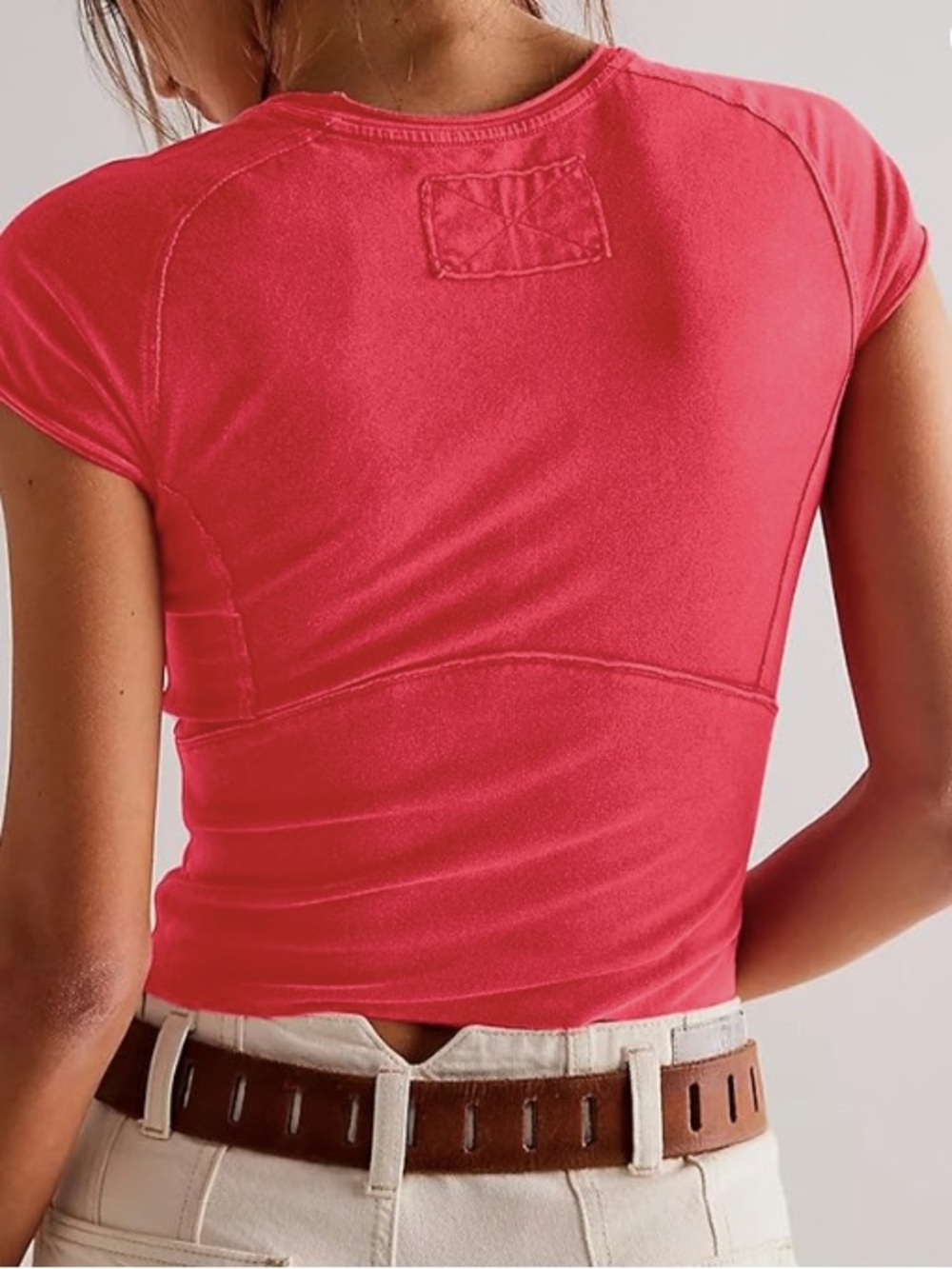 Basic Red Tee / Top - Picture 2 of 8